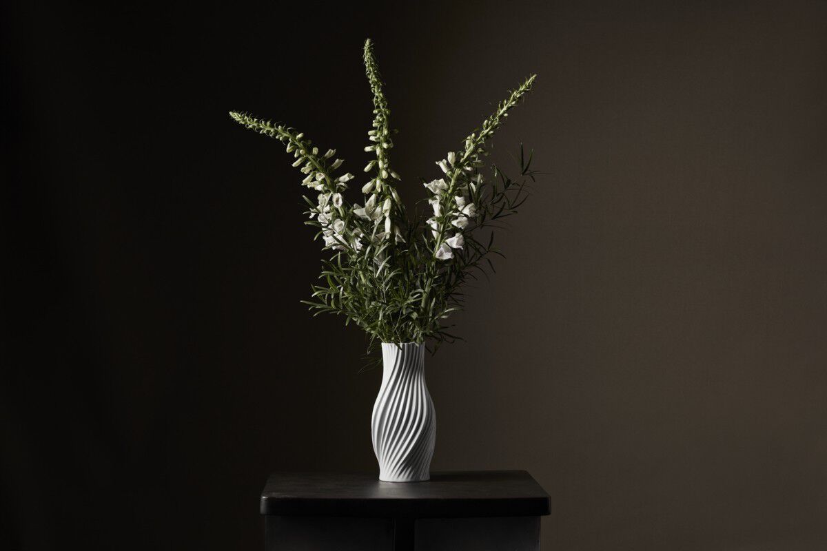 Twist Vase H31 cm hvid porcel&aelig;n