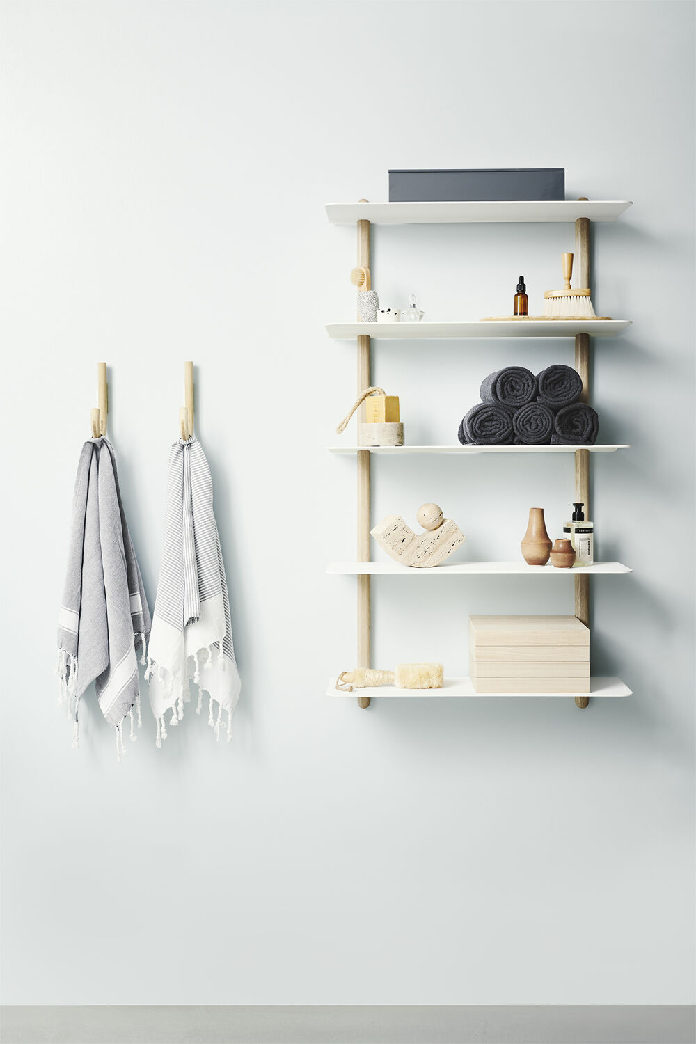 Nivo hylde stor E lys eg/ hvid