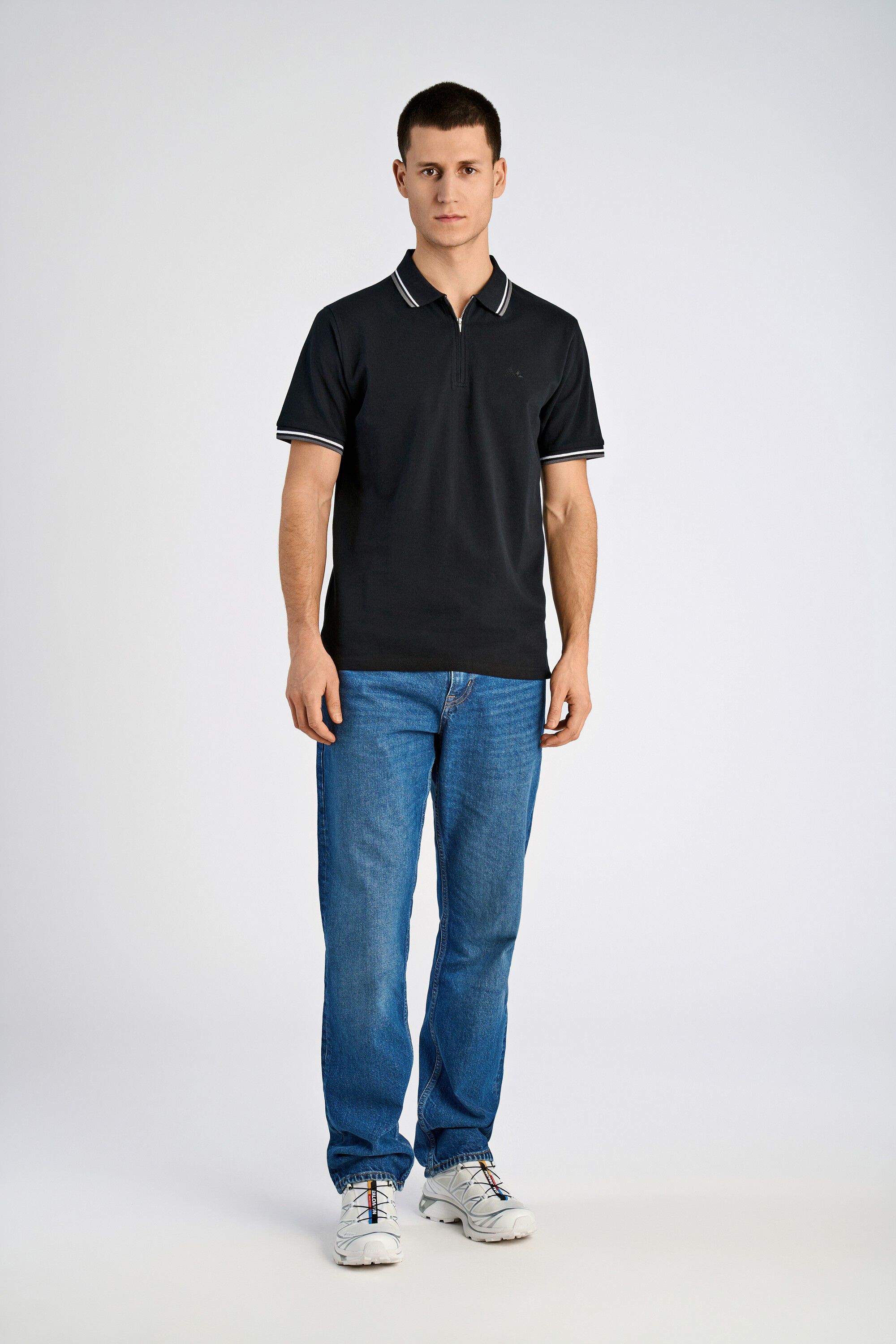 Polo shirt w. zip neck