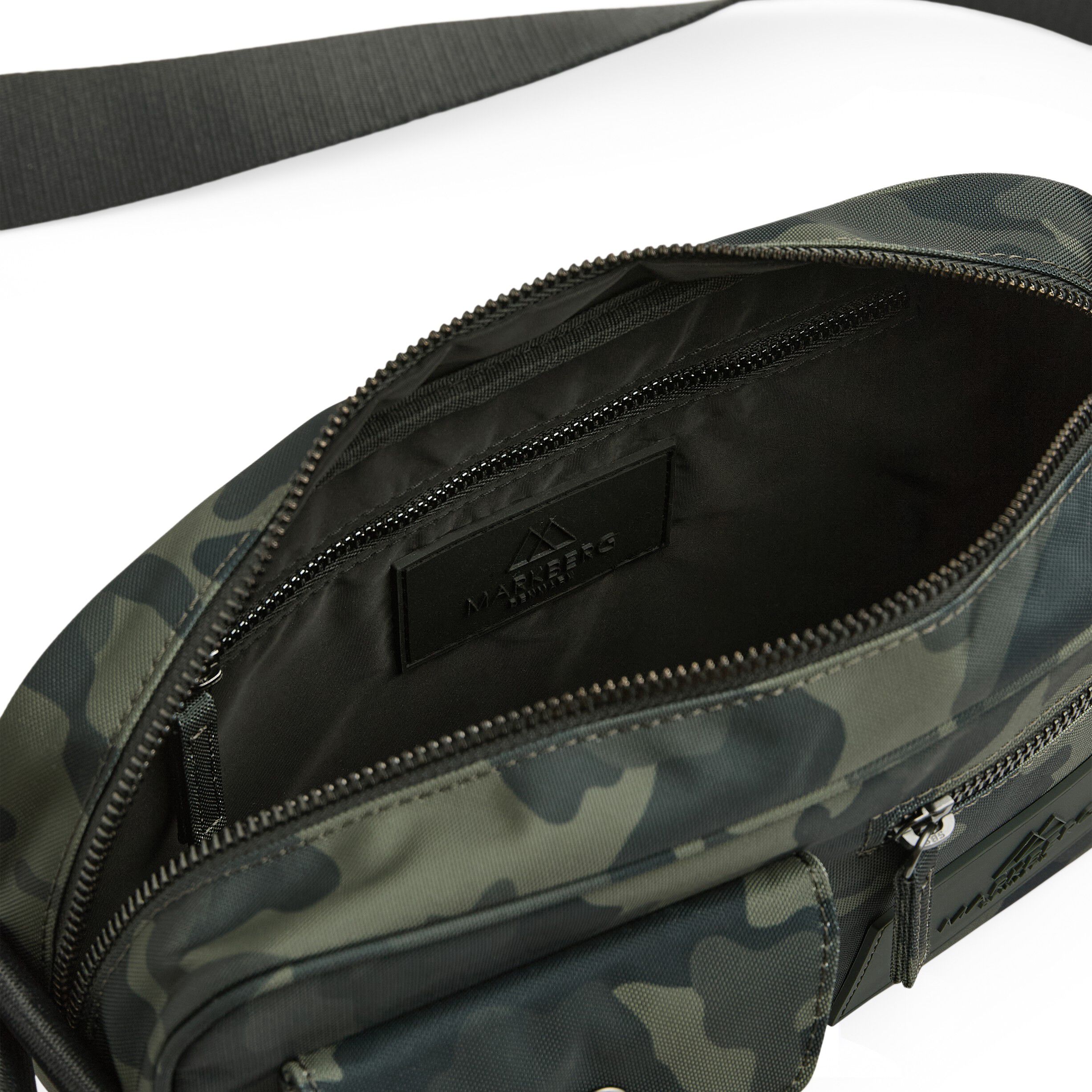 DarlaMBG Crossb. , Monochrome