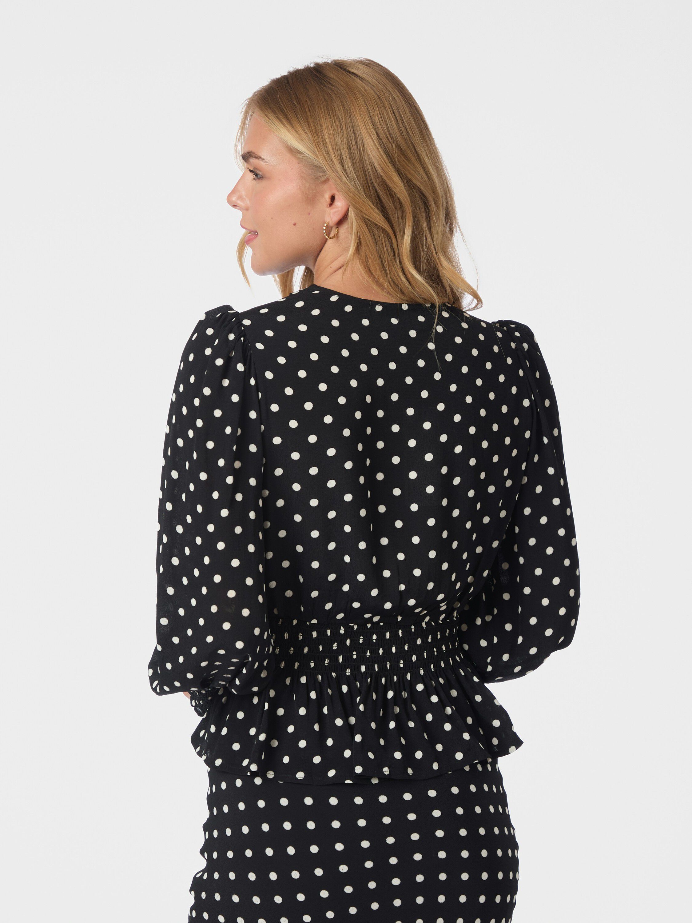 Tamona Crepe Dot Blouse