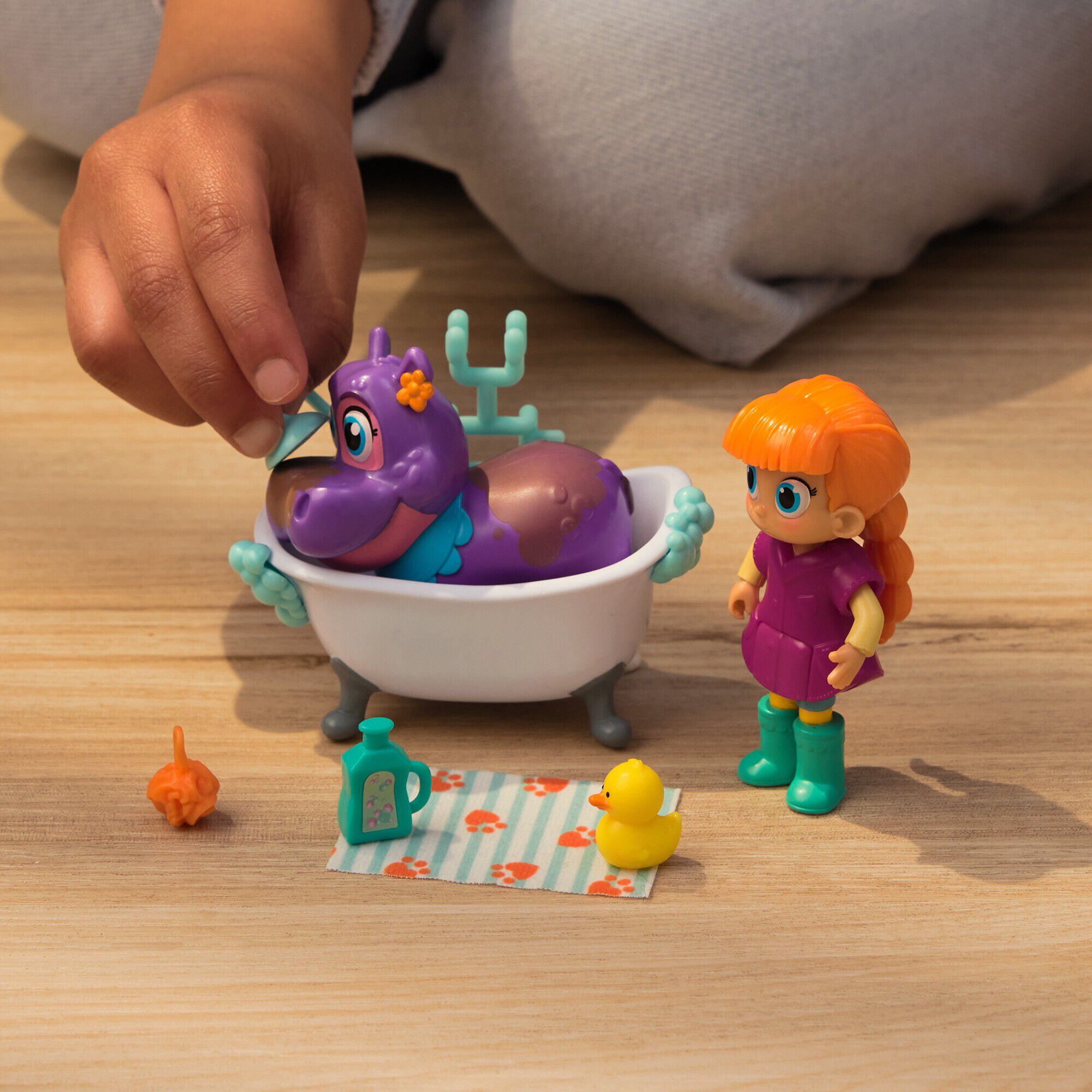 Vida the Vet Figure Story