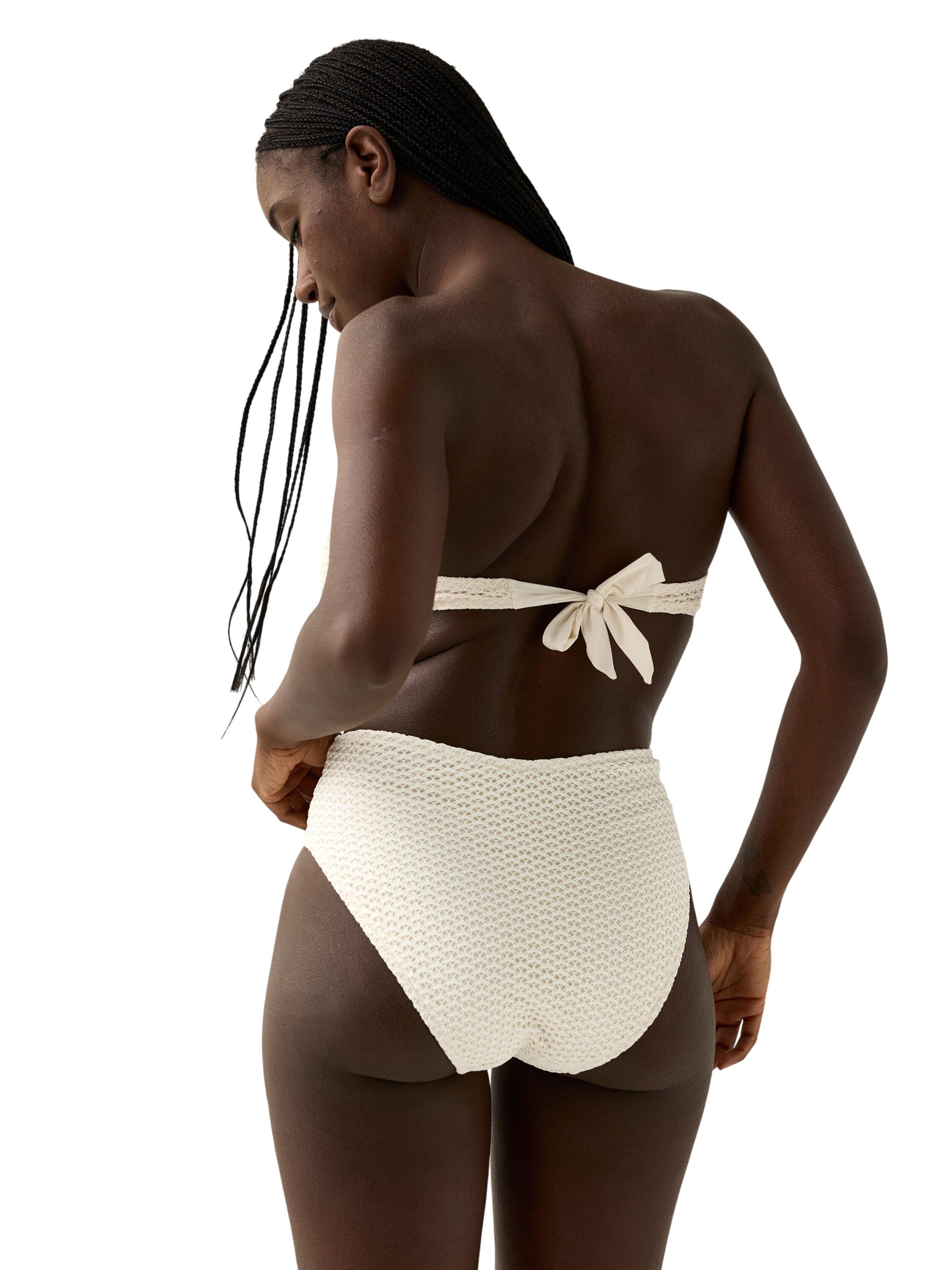 Bandeau bikini top with removable p