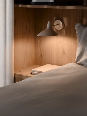 Darci Short | V&aelig;glampe | Sandfarvet