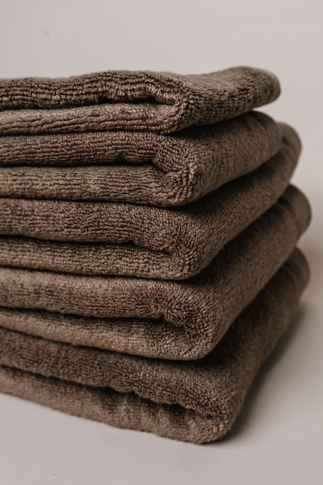 Hotel & spa h&aring;ndkl&aelig;de taupe