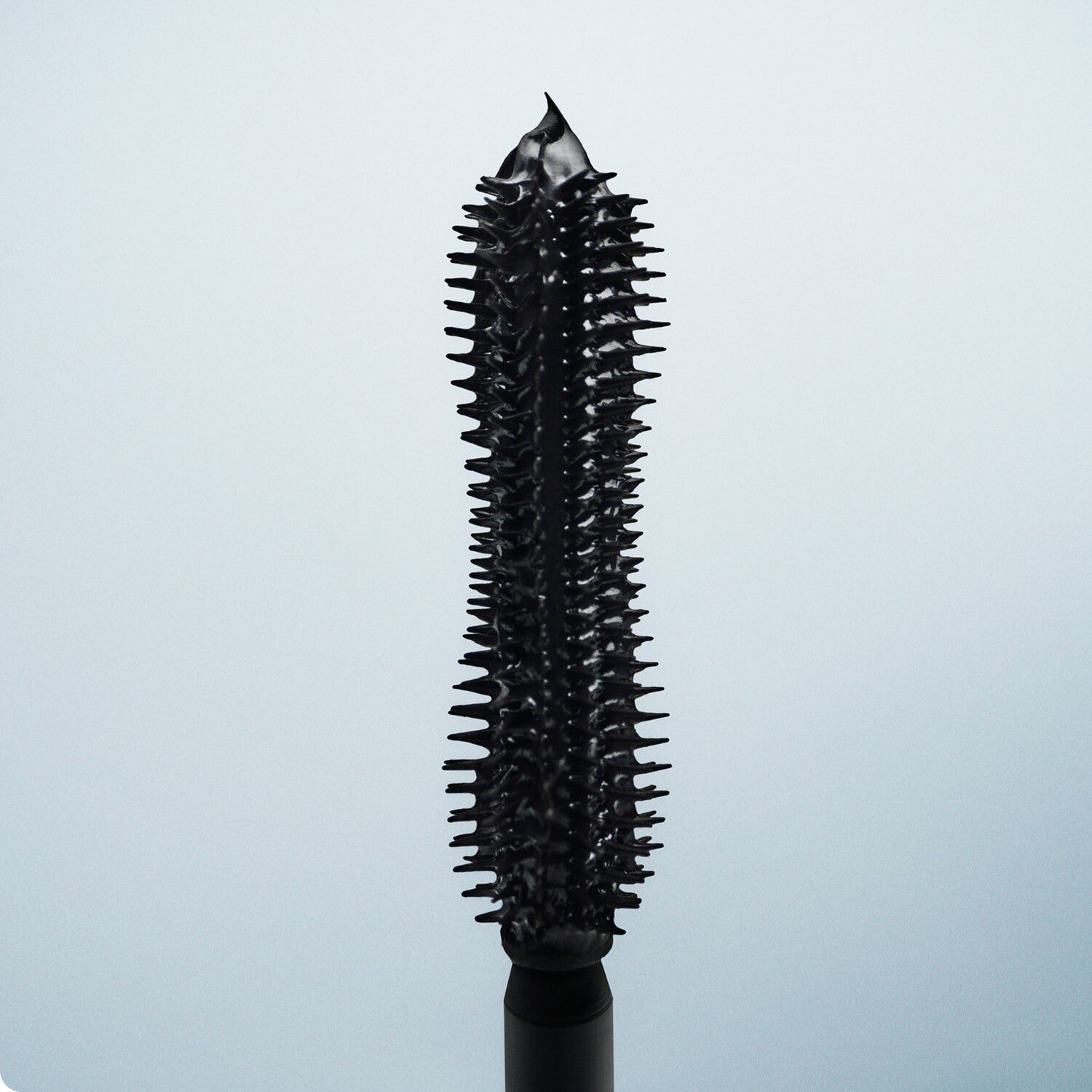 Soulgazer - Forl&aelig;ngende og l&oslash;ftende mascara med peptider