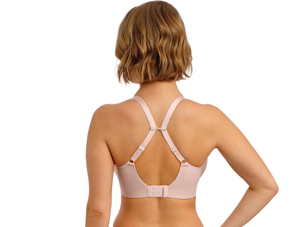 ESSENTIALLY SMOOTH UW�MOULDED BALCO