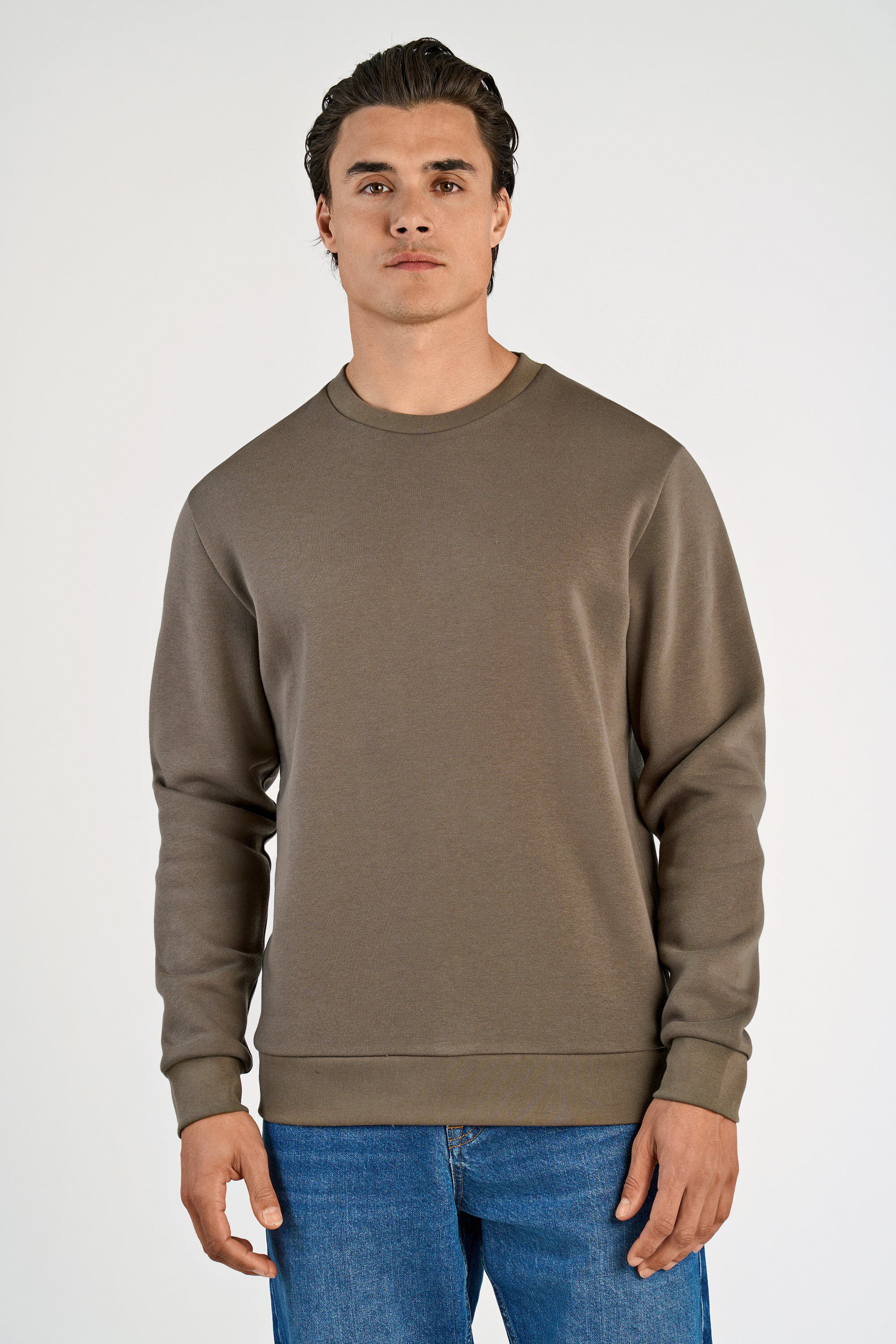 O-neck sweatshirt
