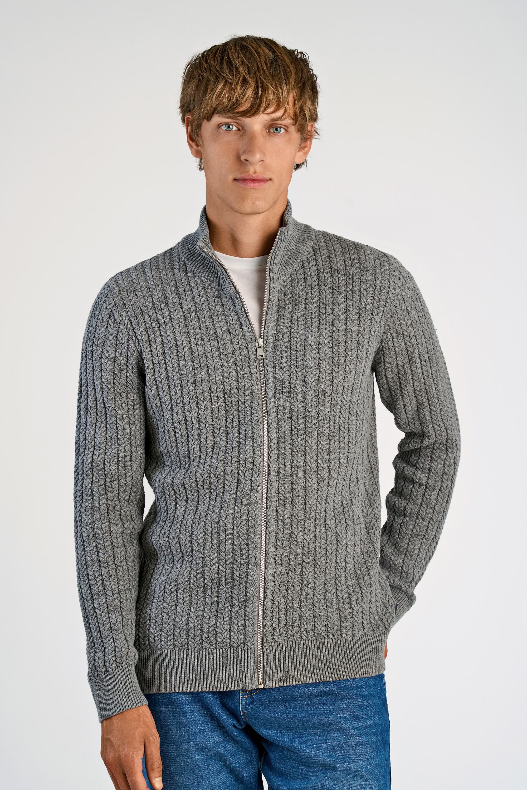 Recycle cabel knit zip cardiga