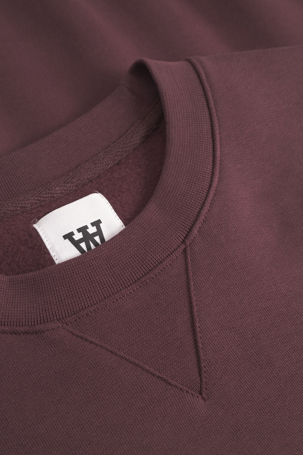 WWJames crew neck AAneue 25219