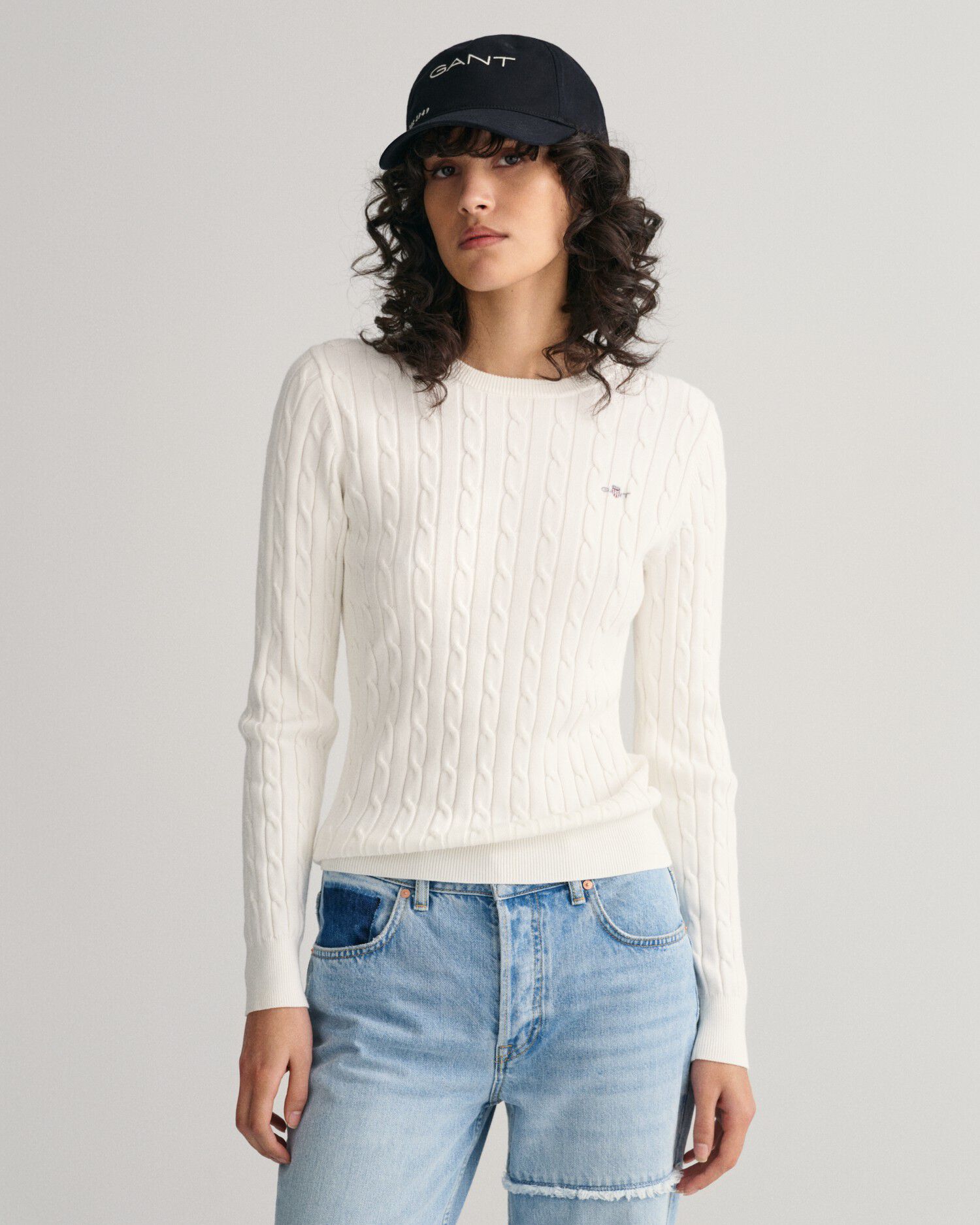 STRETCH COTTON CABLE C-NECK