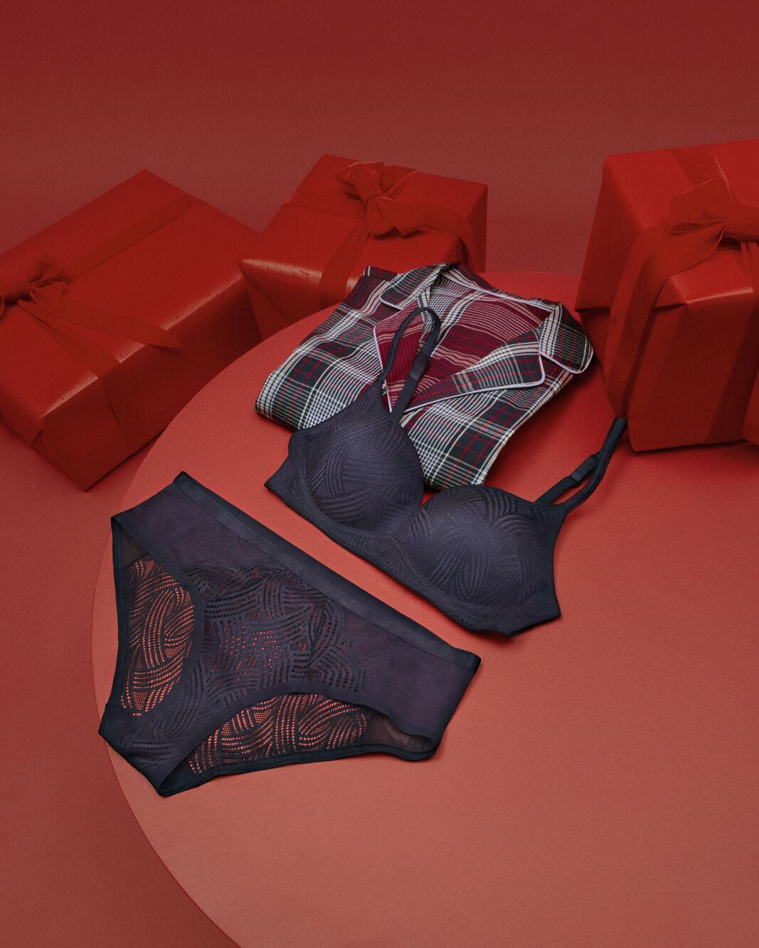 Delightful Spotlight P