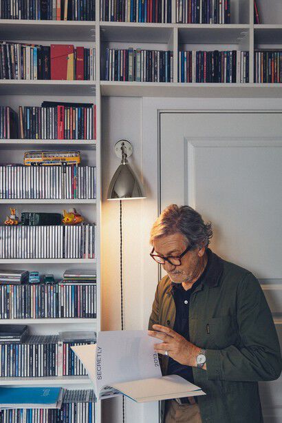 BL7 Wall Lamp - &oslash;16 (Base: Chrome, Shade: Bone China)