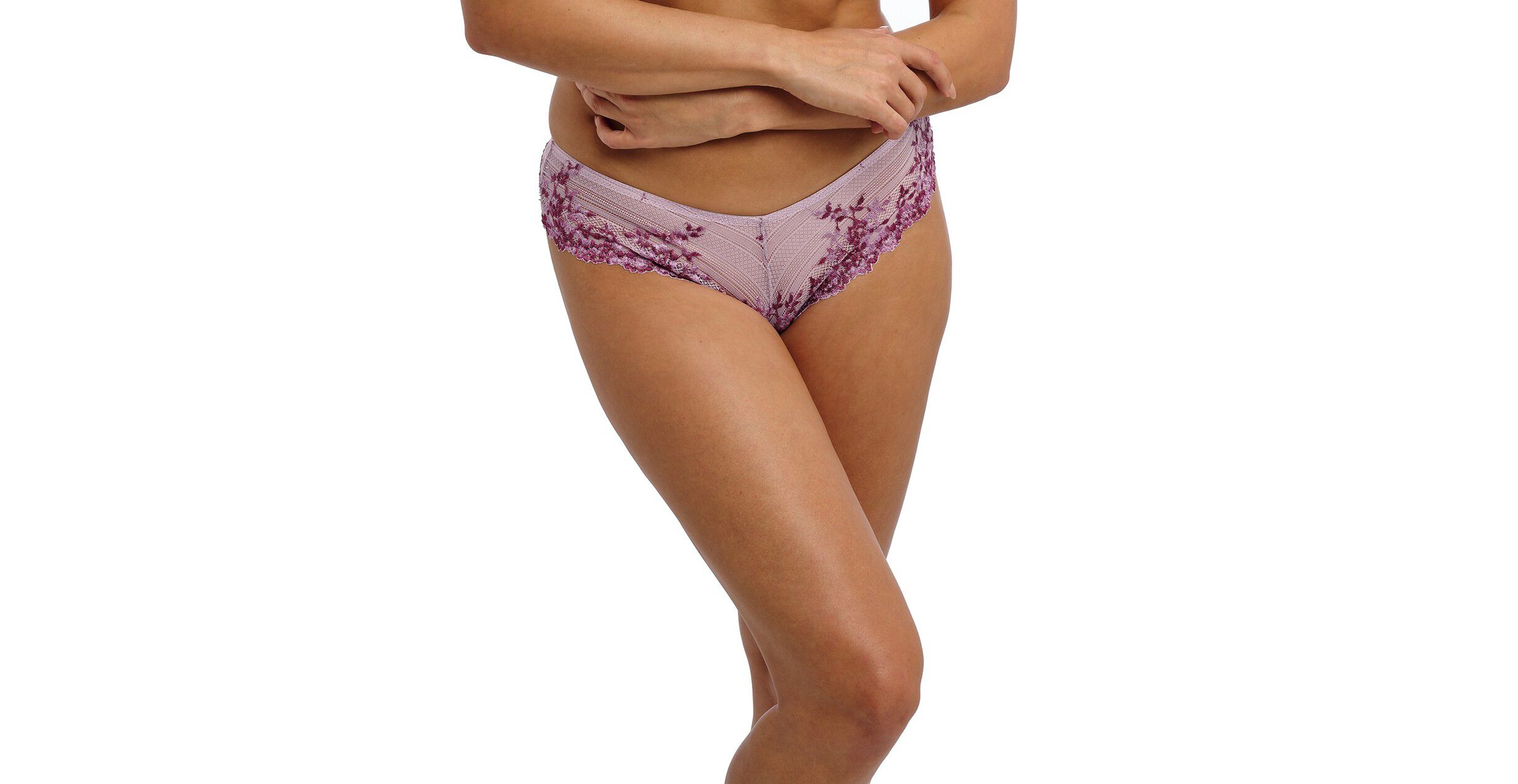 EMBRACE LACE TANGA