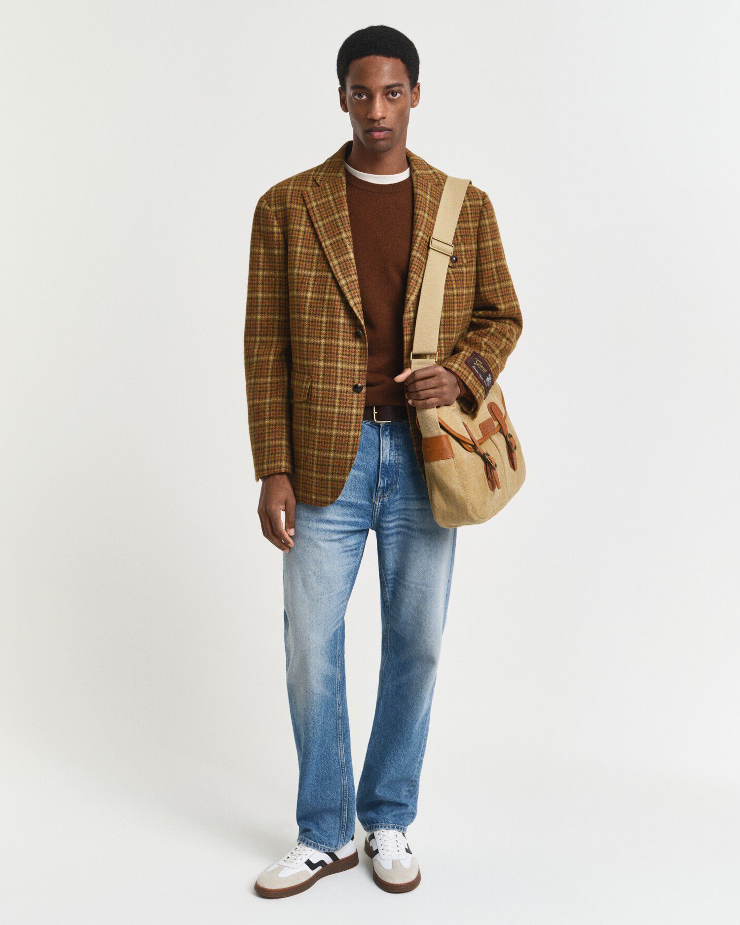 SUPERFINE LAMBSWOOL C-NECK