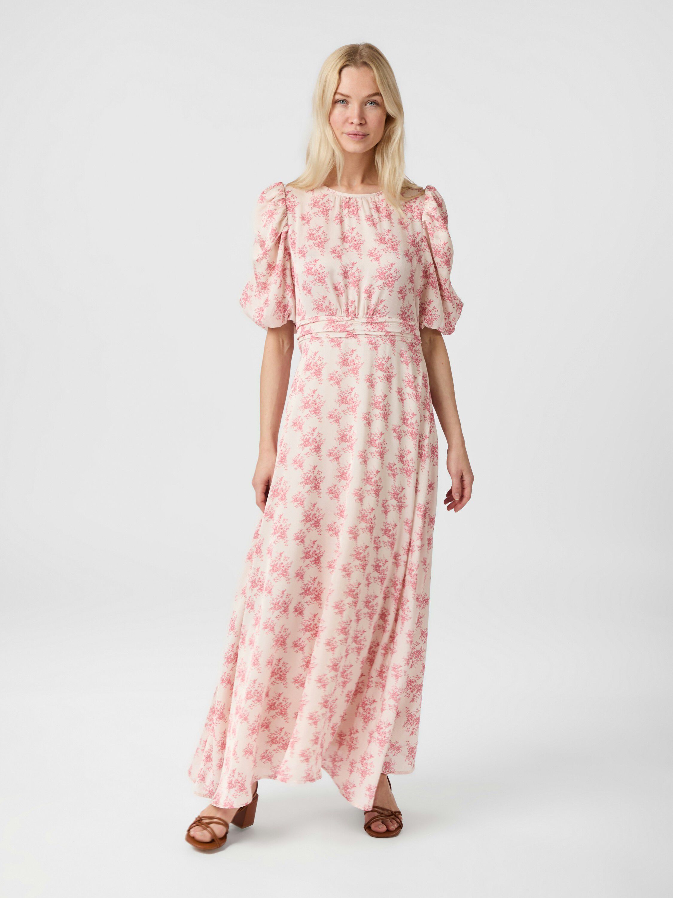 Kikka Wild Rose Dress