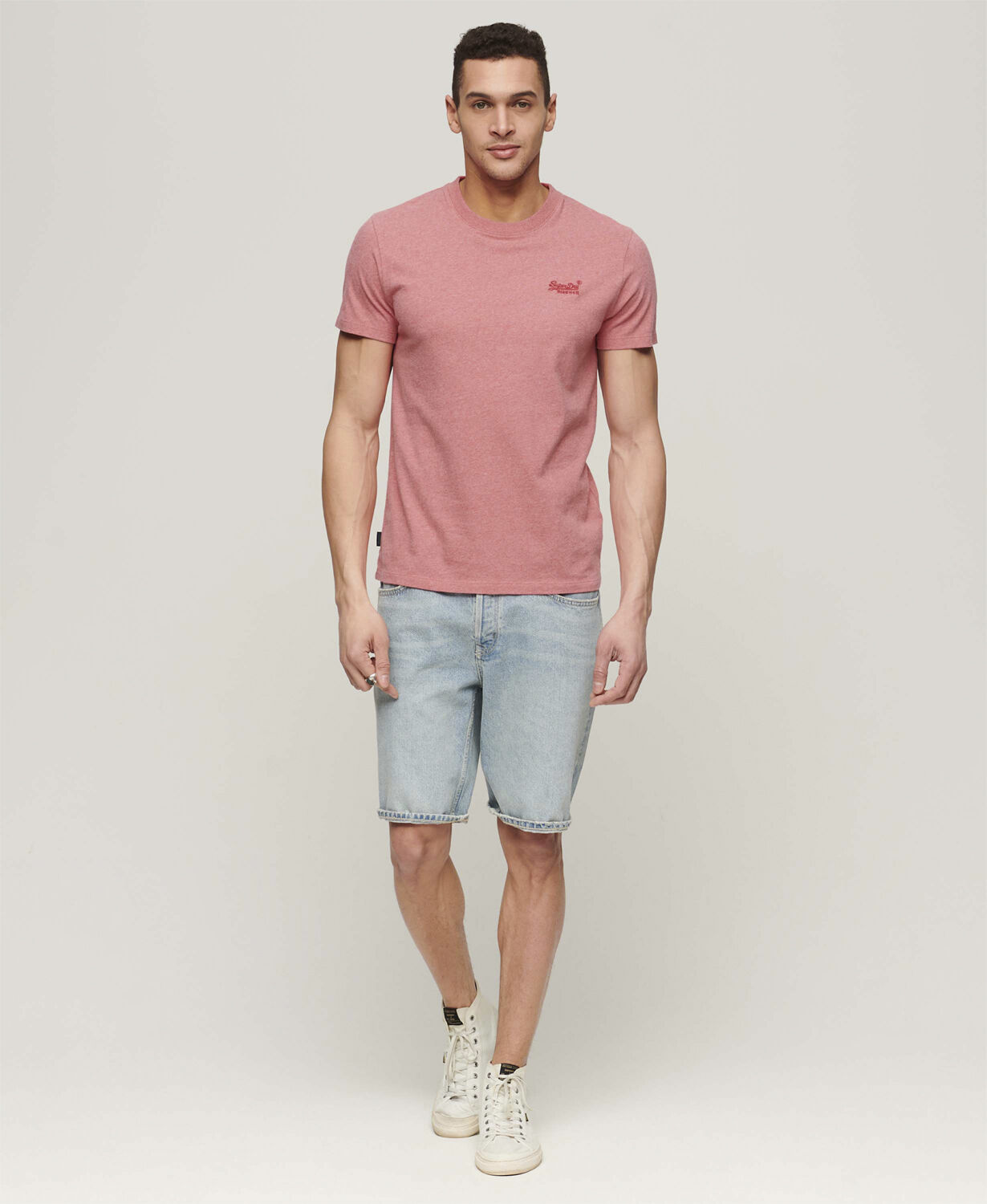 ESSENTIAL LOGO EMB TEE