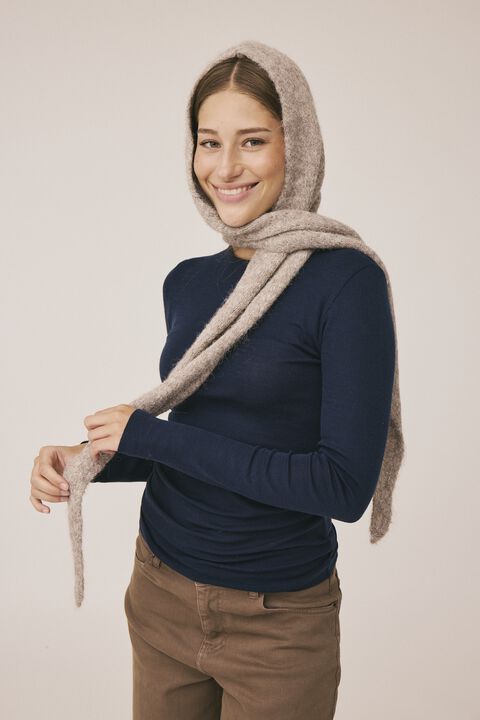 Evelyn 12 GRS tørklæde med hætte