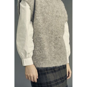Patrisia knit vest