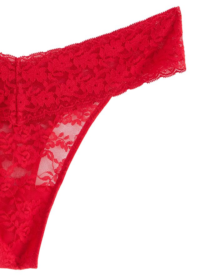 Stringtruse med blonder