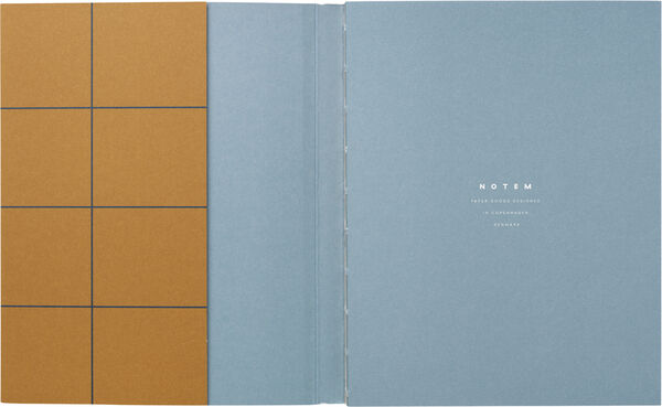 Medium notesbog med syet ryg, Okker