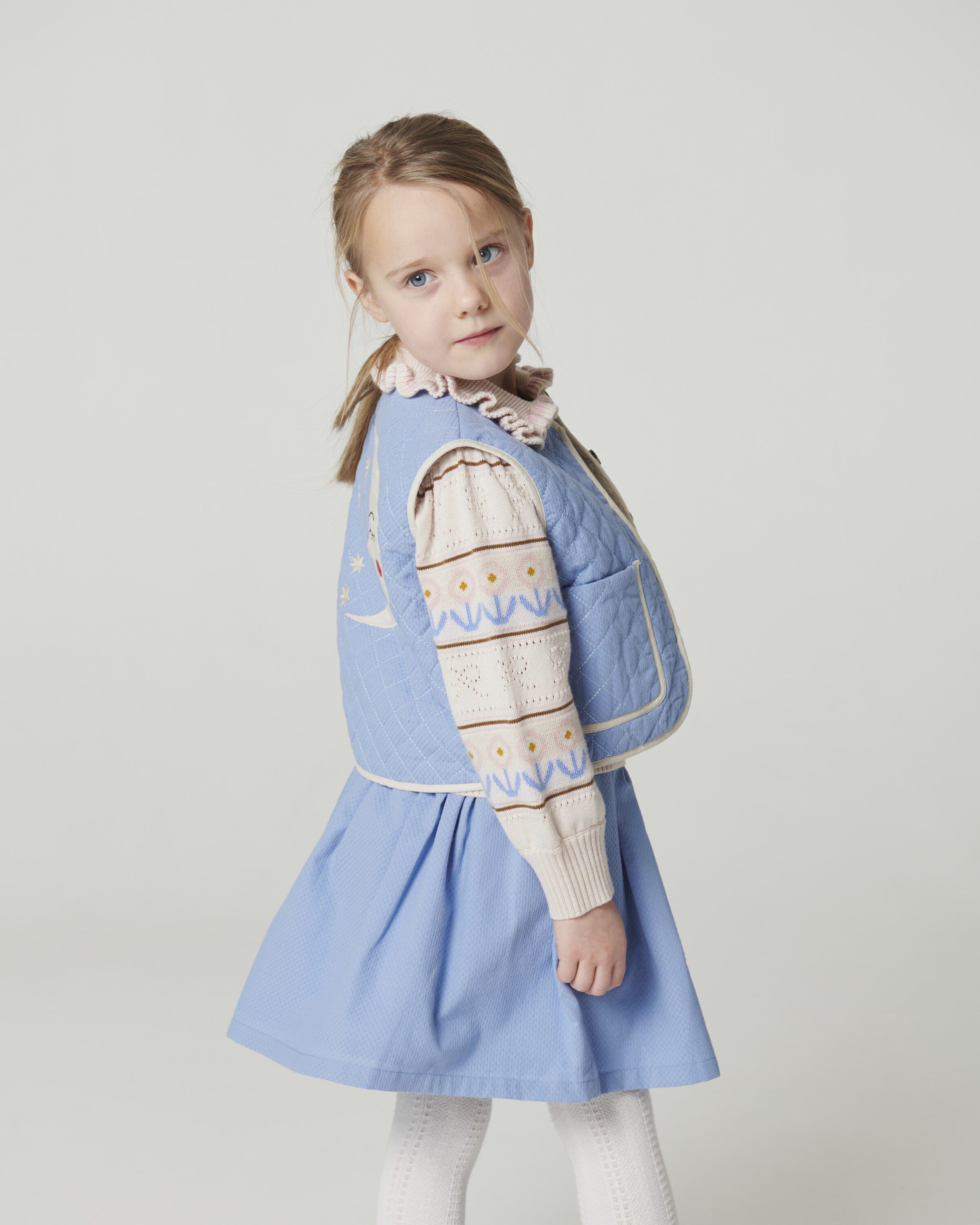 Knitted Collar Blouse w. Pointelle & Pattern