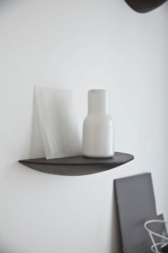 Gridy Fungi Shelf, Small, Black Oak