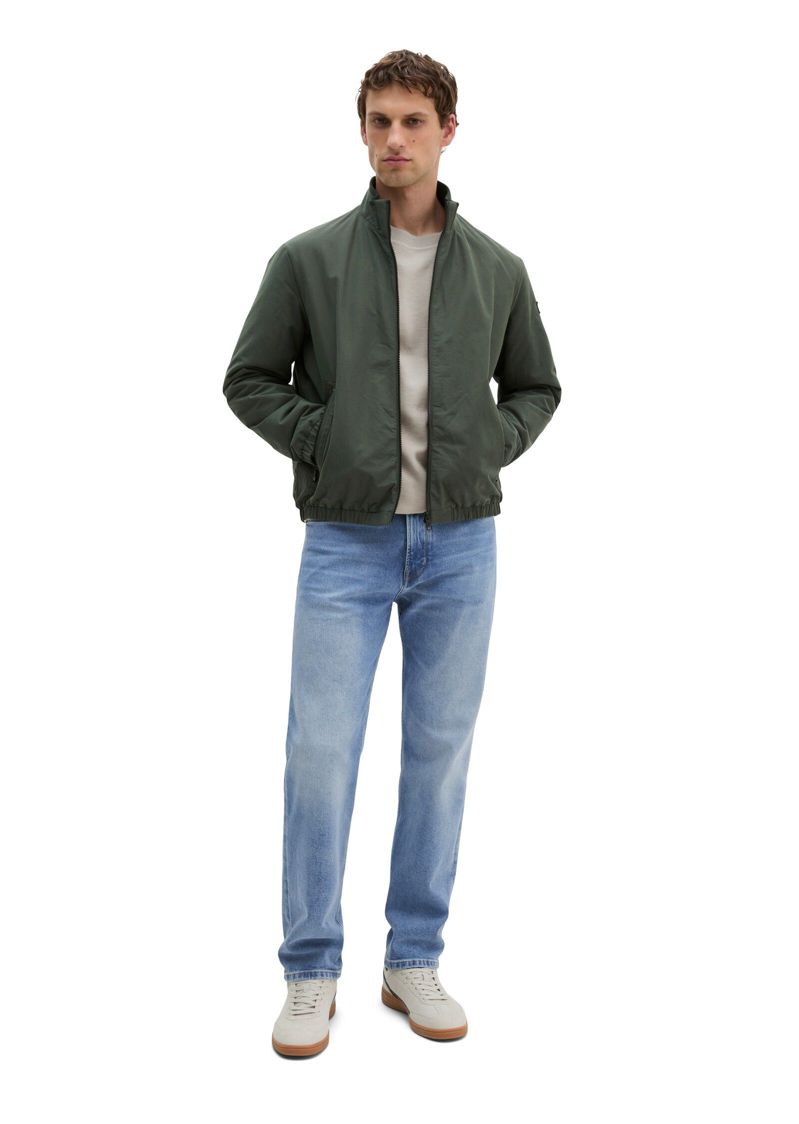 Woven Outdoor Jackets