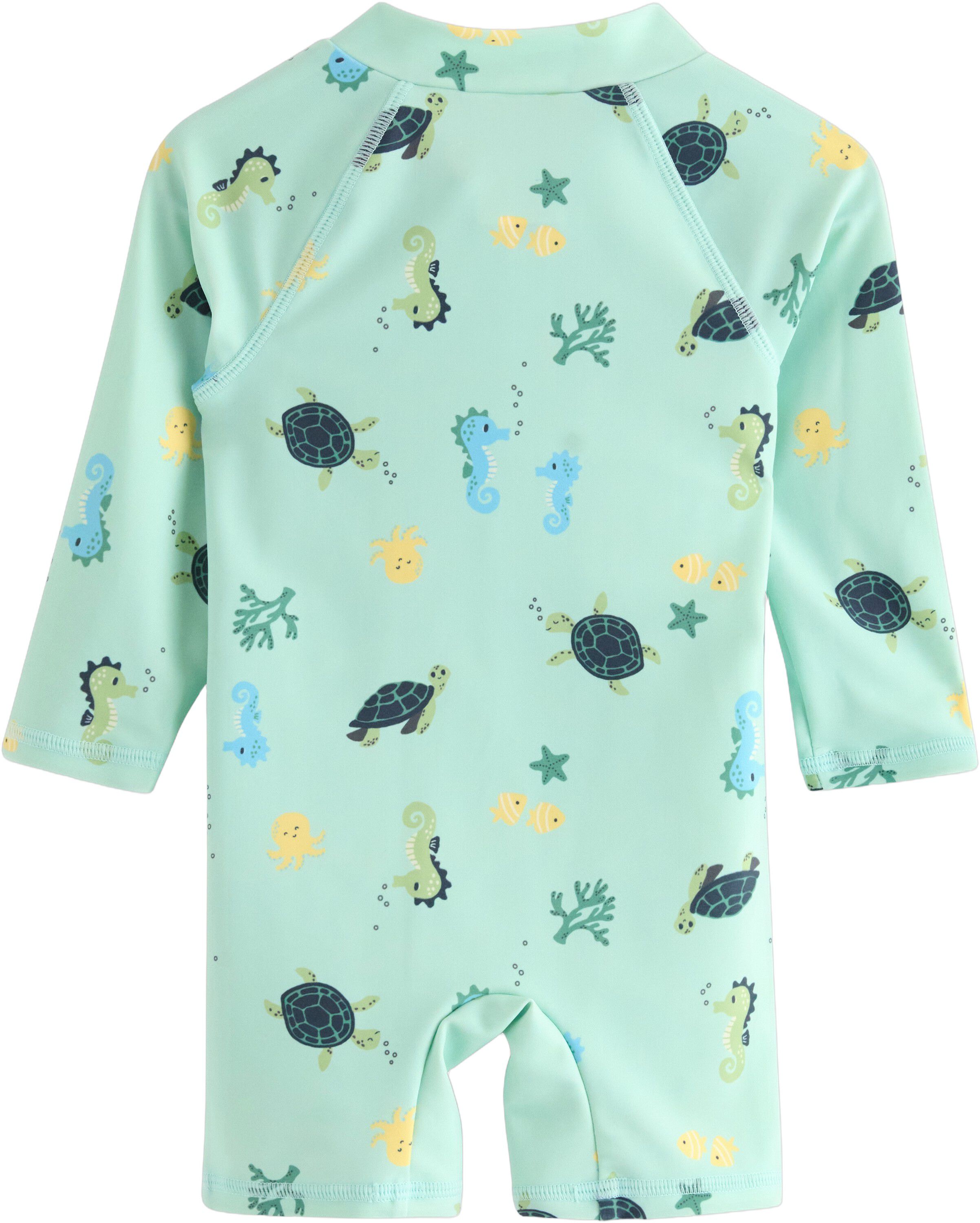 Sun protection suit with UPF 50+ an