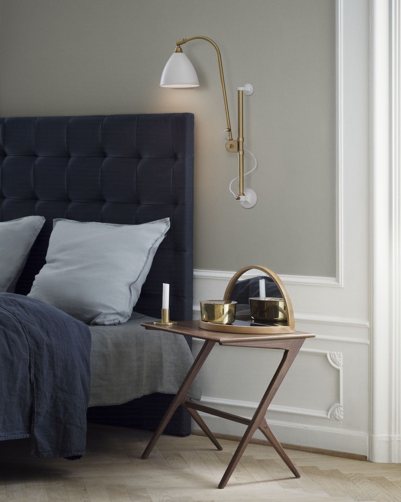 BL5 Wall Lamp - &oslash;16 (Base: Chrome, Shade: Soft White Semi Matt)