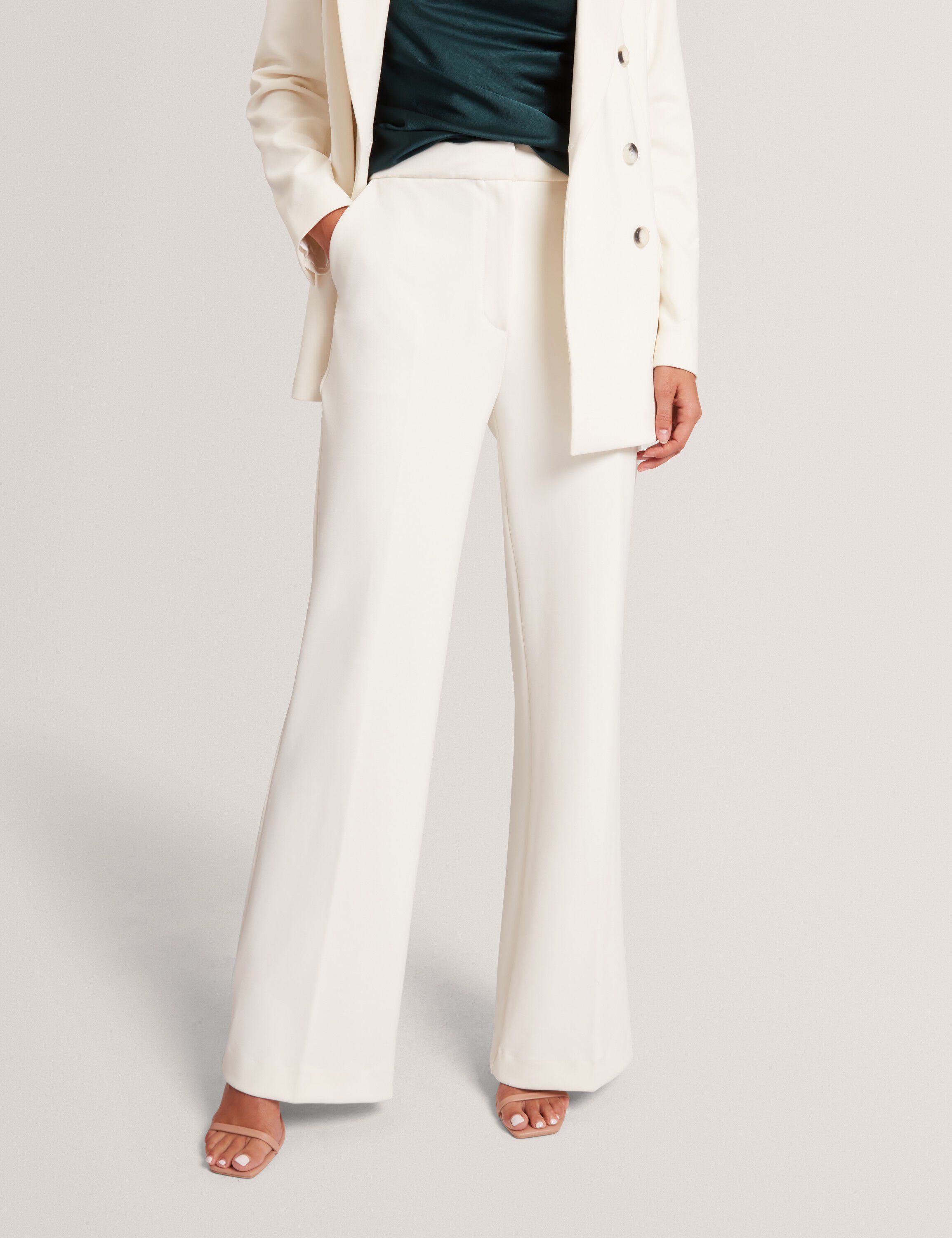 INDRIV High Waisted Flare Trouser