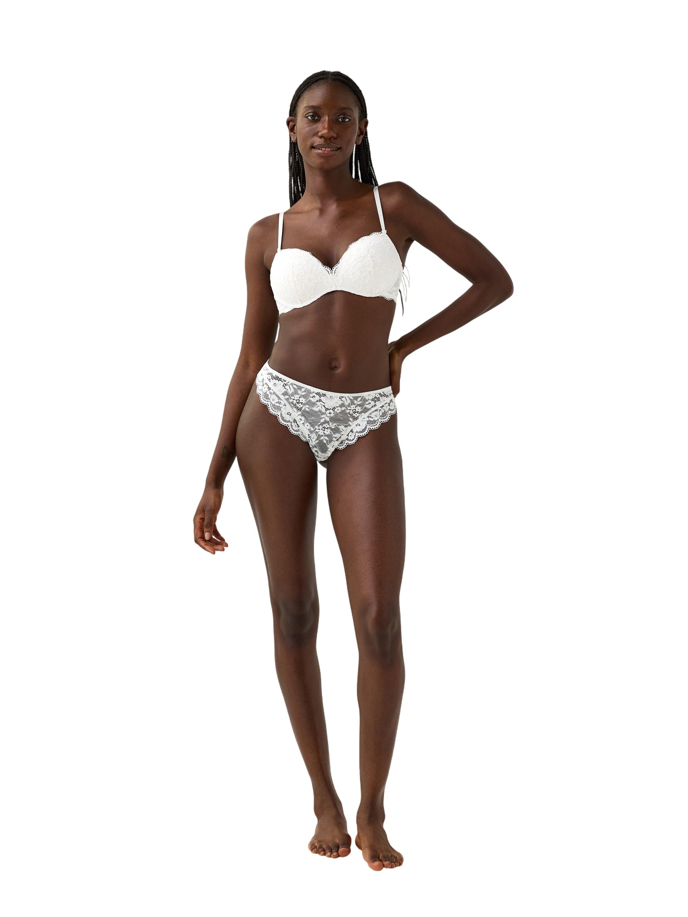 Comfortable push-up bra with soft p