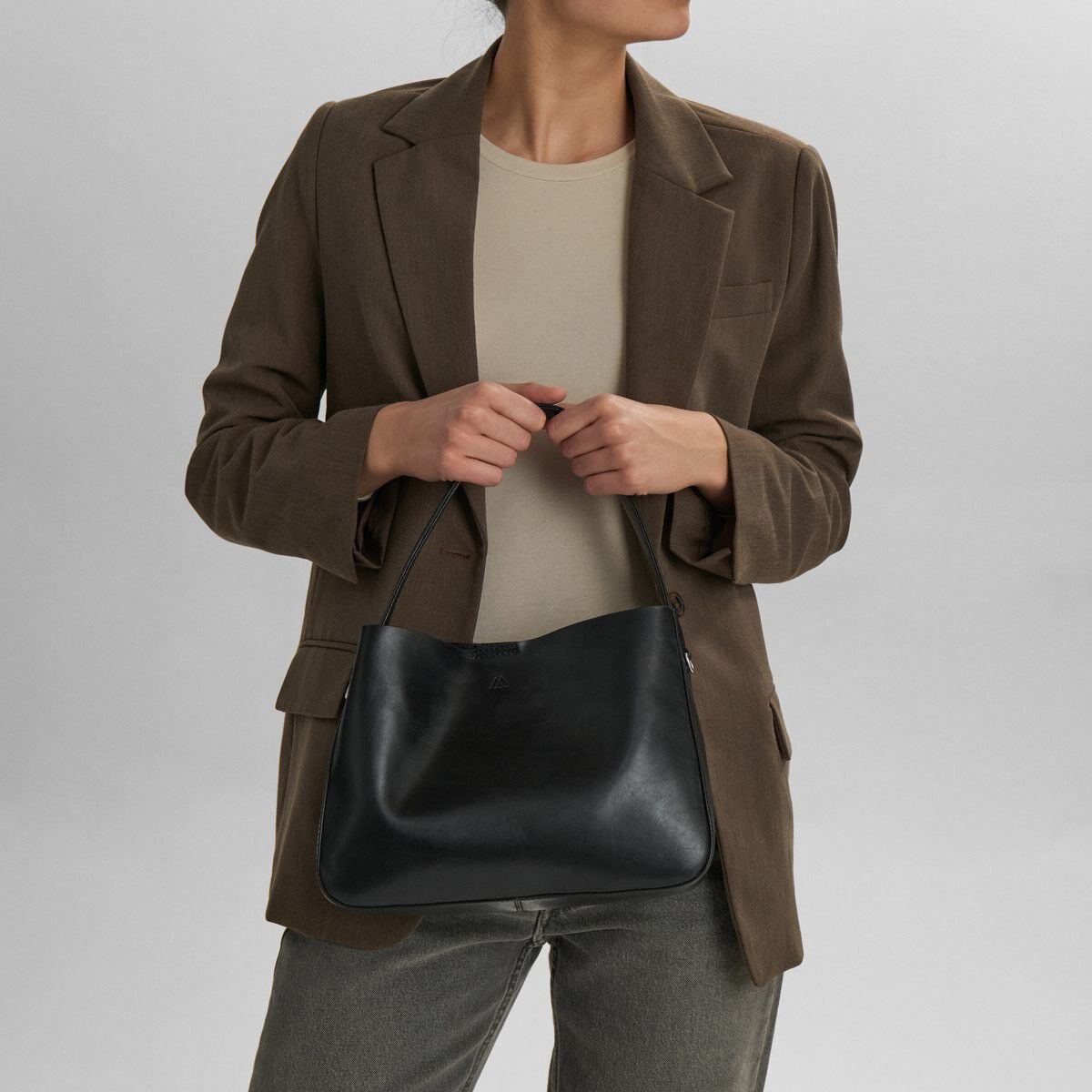 Esa Crossbody Bag, Ant.