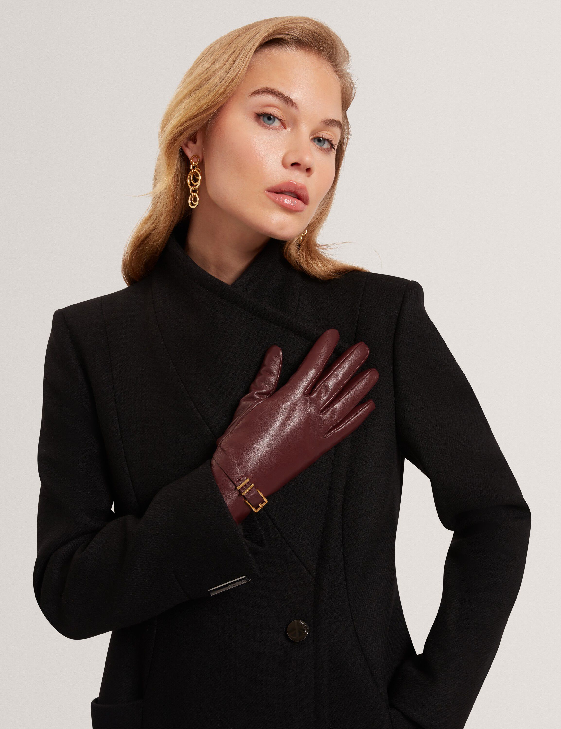JILLLA Buckle Detail Leather Gloves