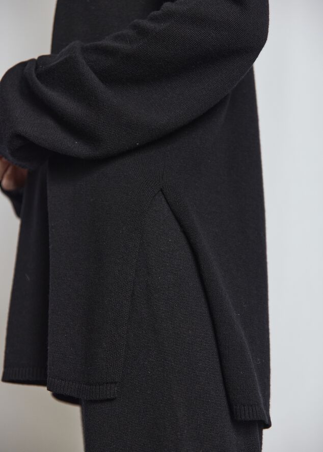 BS Guro Regular Fit Knitwear