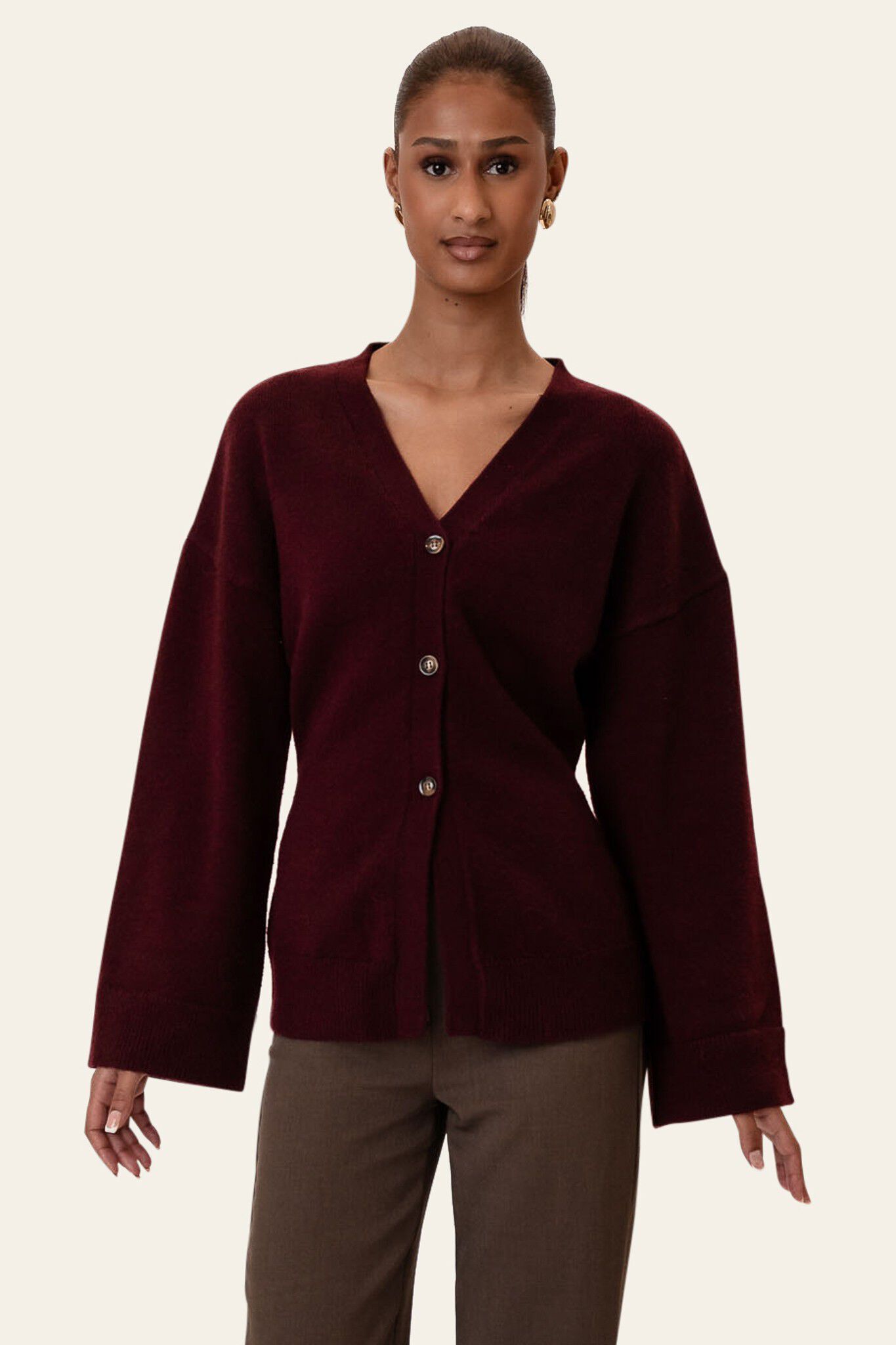 Karmaic tilpasset cardigan