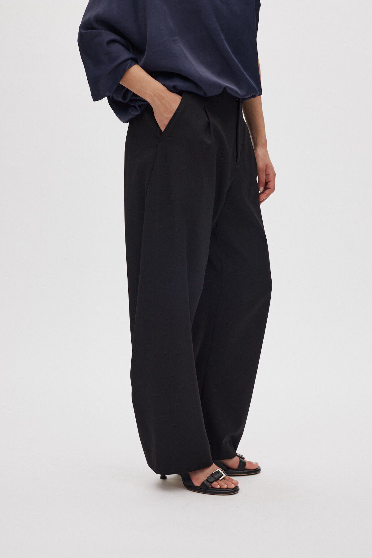 Smooth tailoring pants - Thalia