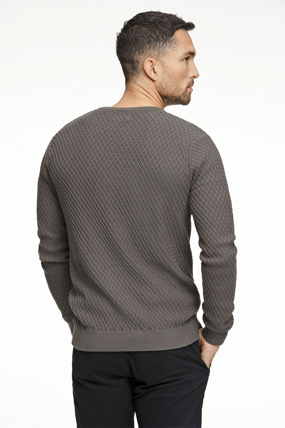 Cable knit jumper