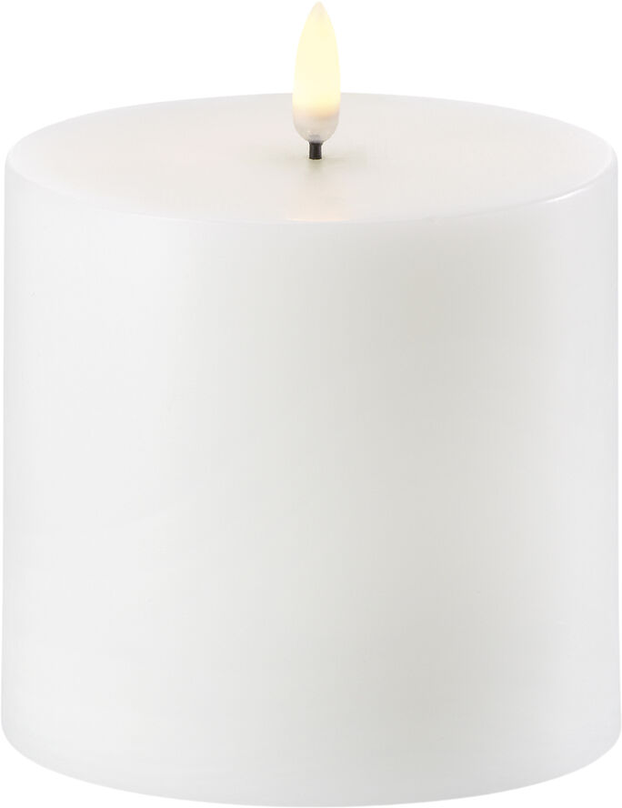 UYUNI Lighting - LED Pillar Candle - Nordic White - 10,1 x 10 cm