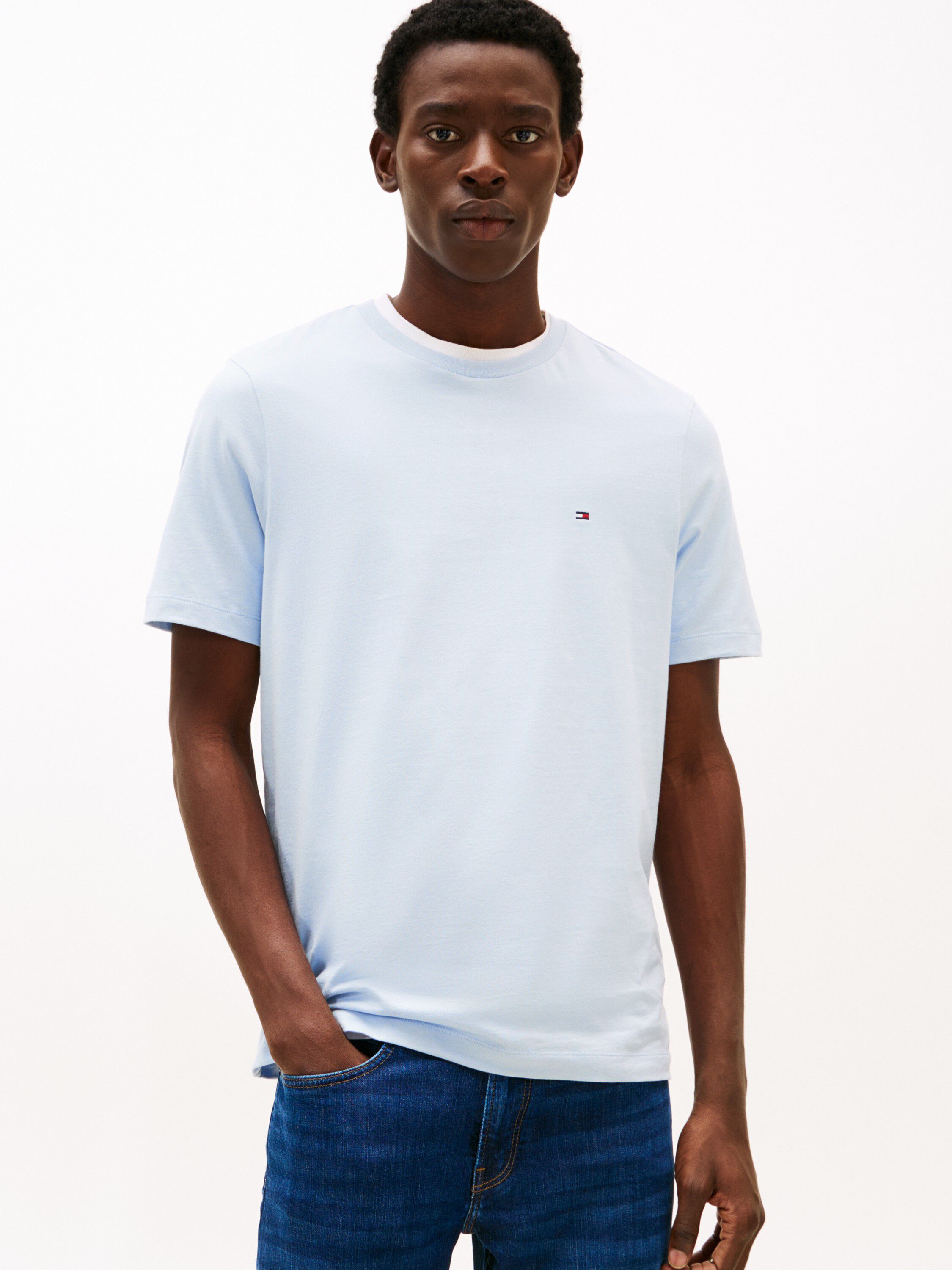 ESS SEASONAL REG FIT SOLID TEE
