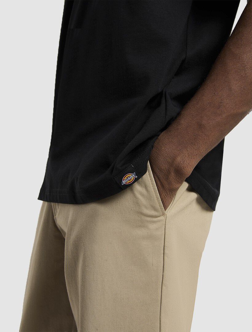 SNEEDVILLE TEE SS BLACK