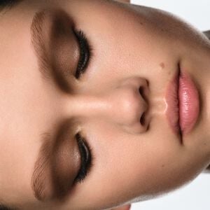 Eyeshadow 18 Colours Bibliophilia