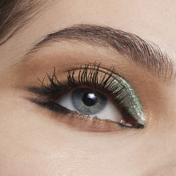 Luxe Luck dazzleshadow liquid eyeshadow