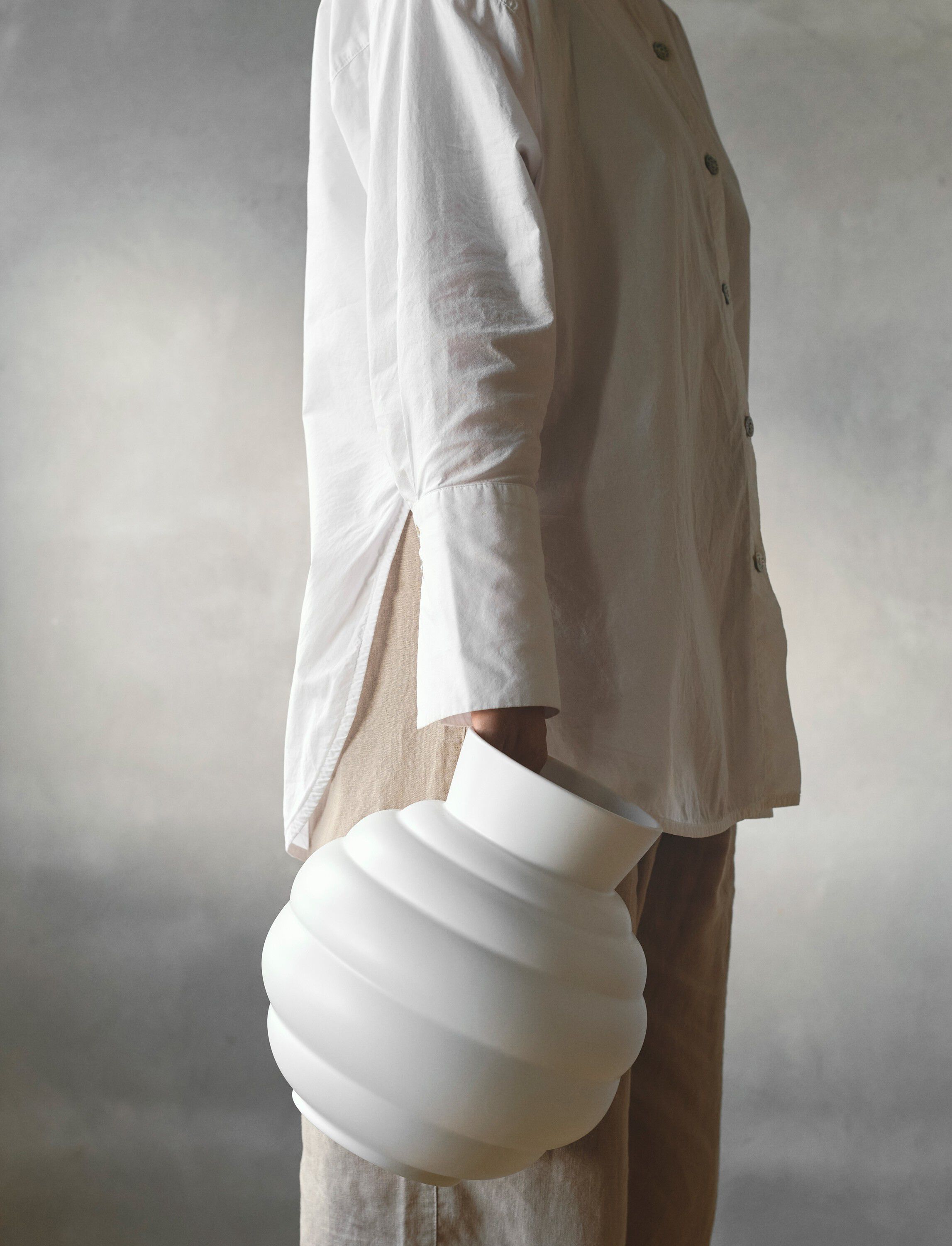 Tortus Archie vase No3 white