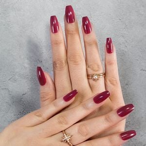 ELEGANT TOUCH COLOUR ACRYLICS BERRY