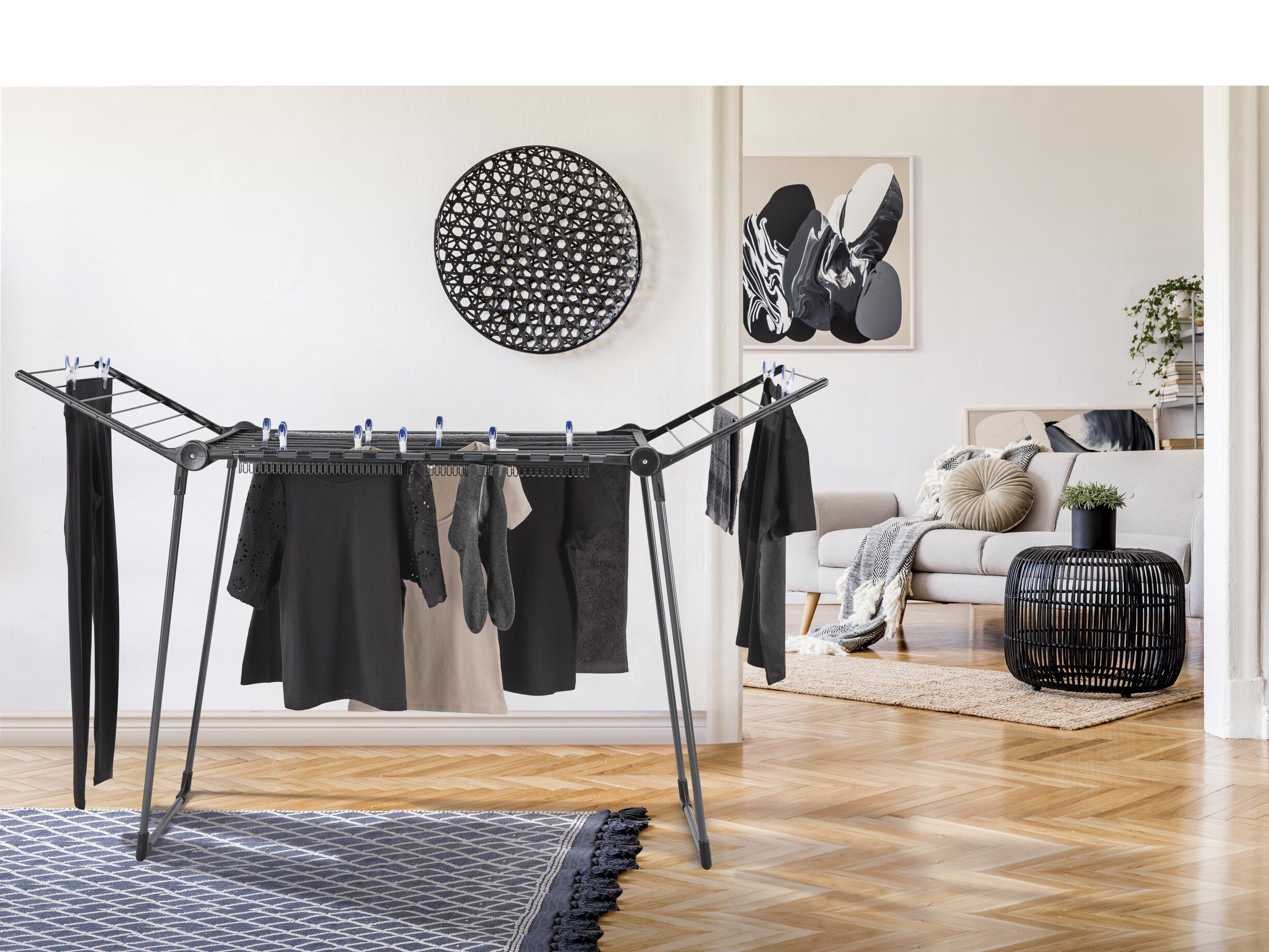 T&oslash;rkestativ Pegasus 150 Solid Black