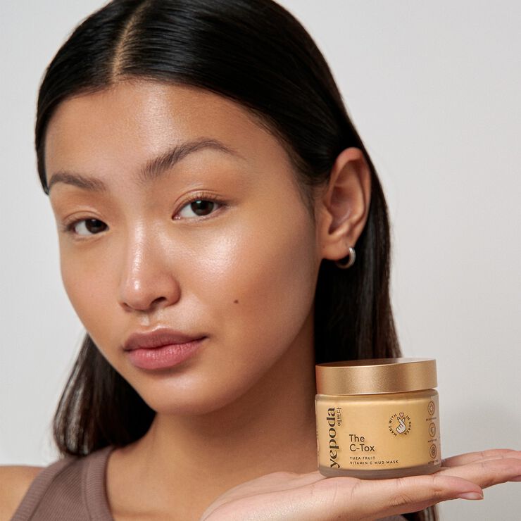 The C-Tox Lermaske med C-vitamin og gurkemeje