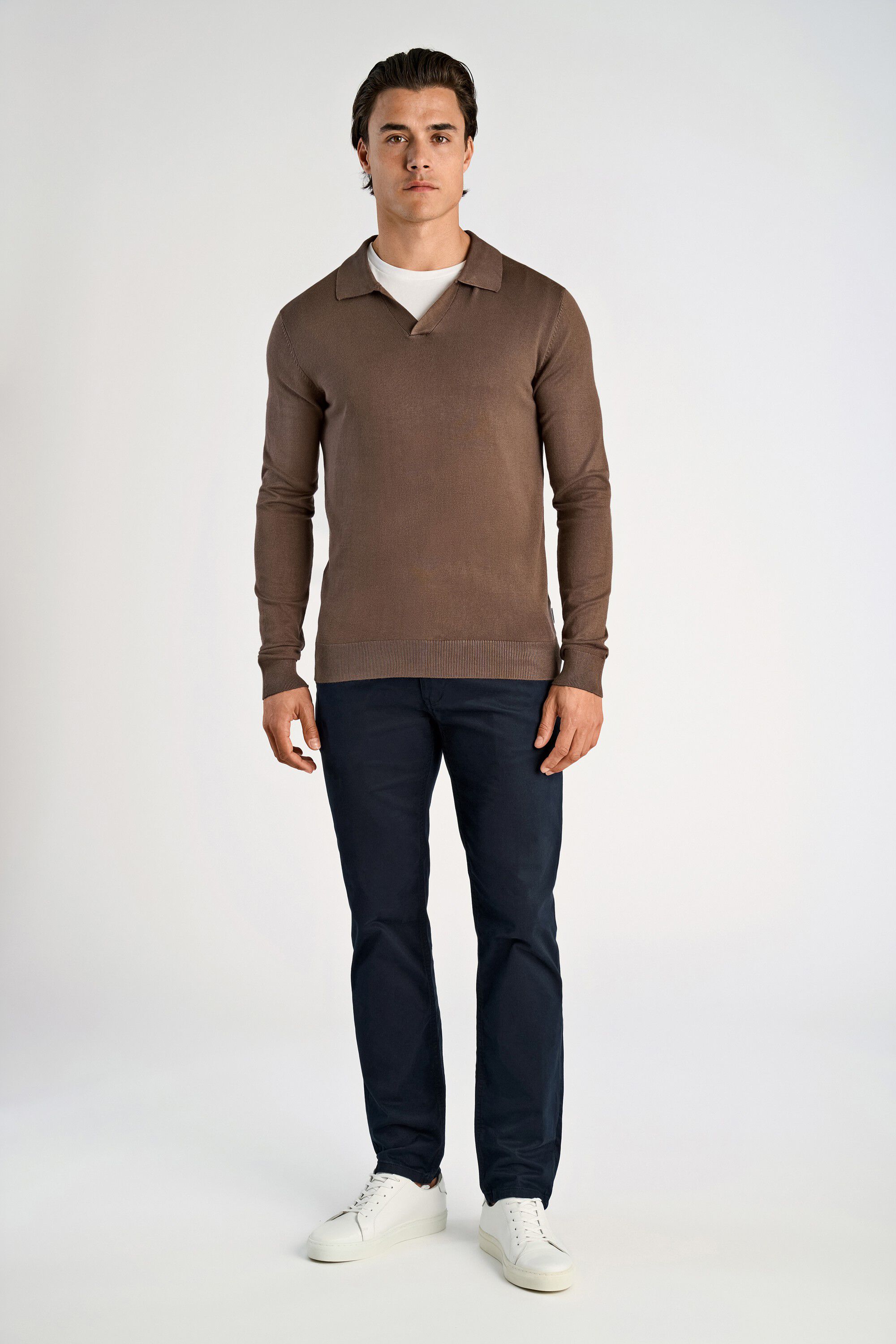 Ecovero L/S v-neck polo