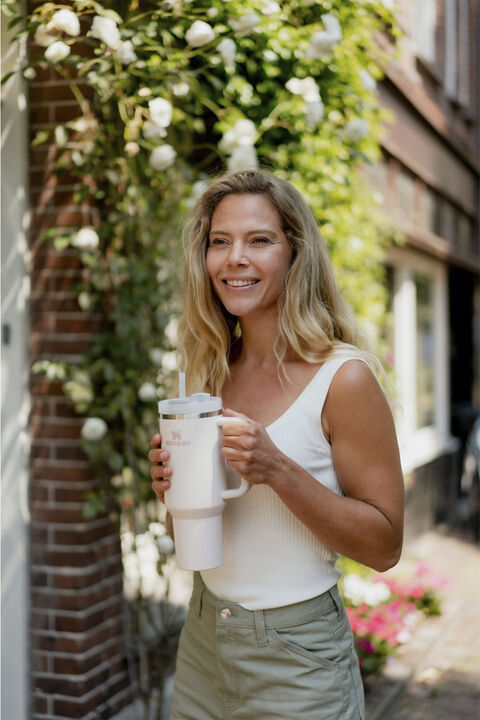 The Quencher H2. O FlowState Tumbler 1. 18L