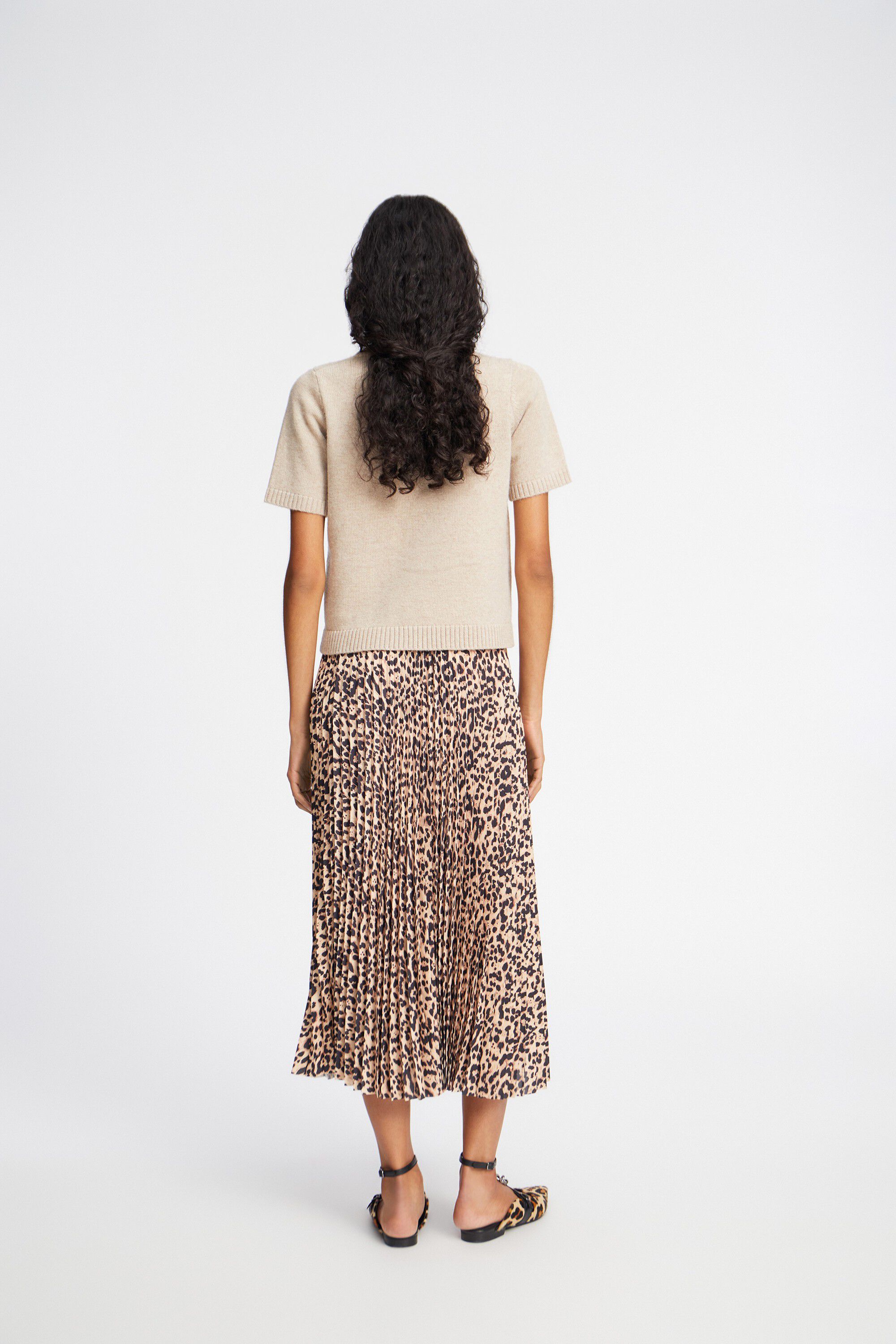 TAULLA Pleated Skirt